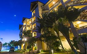 Sabah Beach Villas & Suites